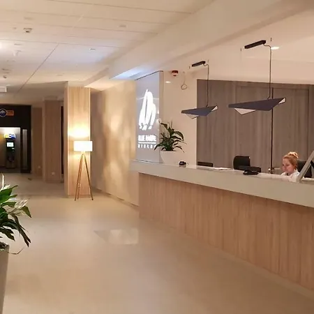 梅尔诺蓝色海岸公寓式酒店